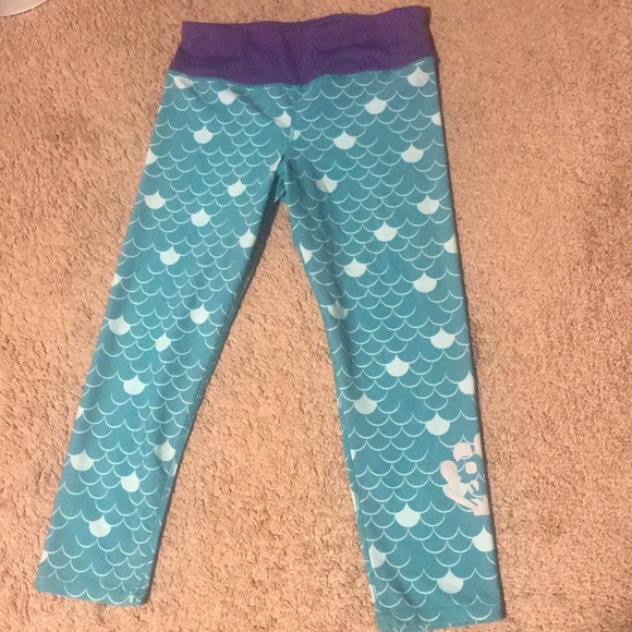 Disney’s Ariel mermaid capri leggings in size SM - Picture 1 of 7